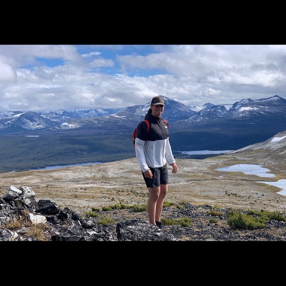 Meet your Posher, Zane - Picture 4 of 4